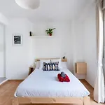Dona Carmen House